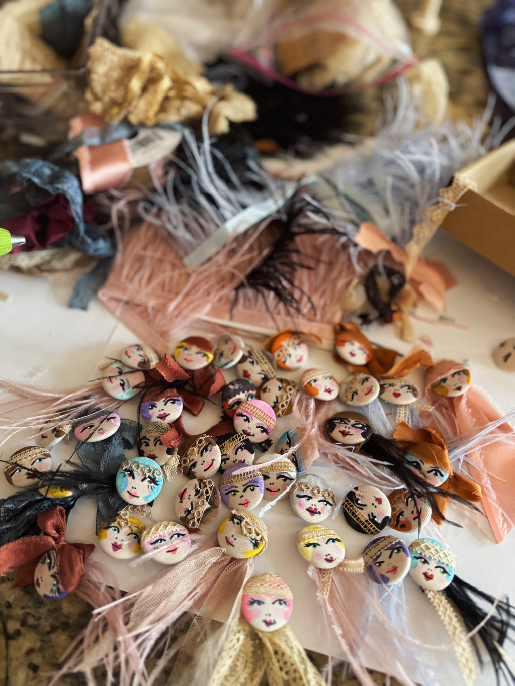 Flapper Button Pinbacks & Garters