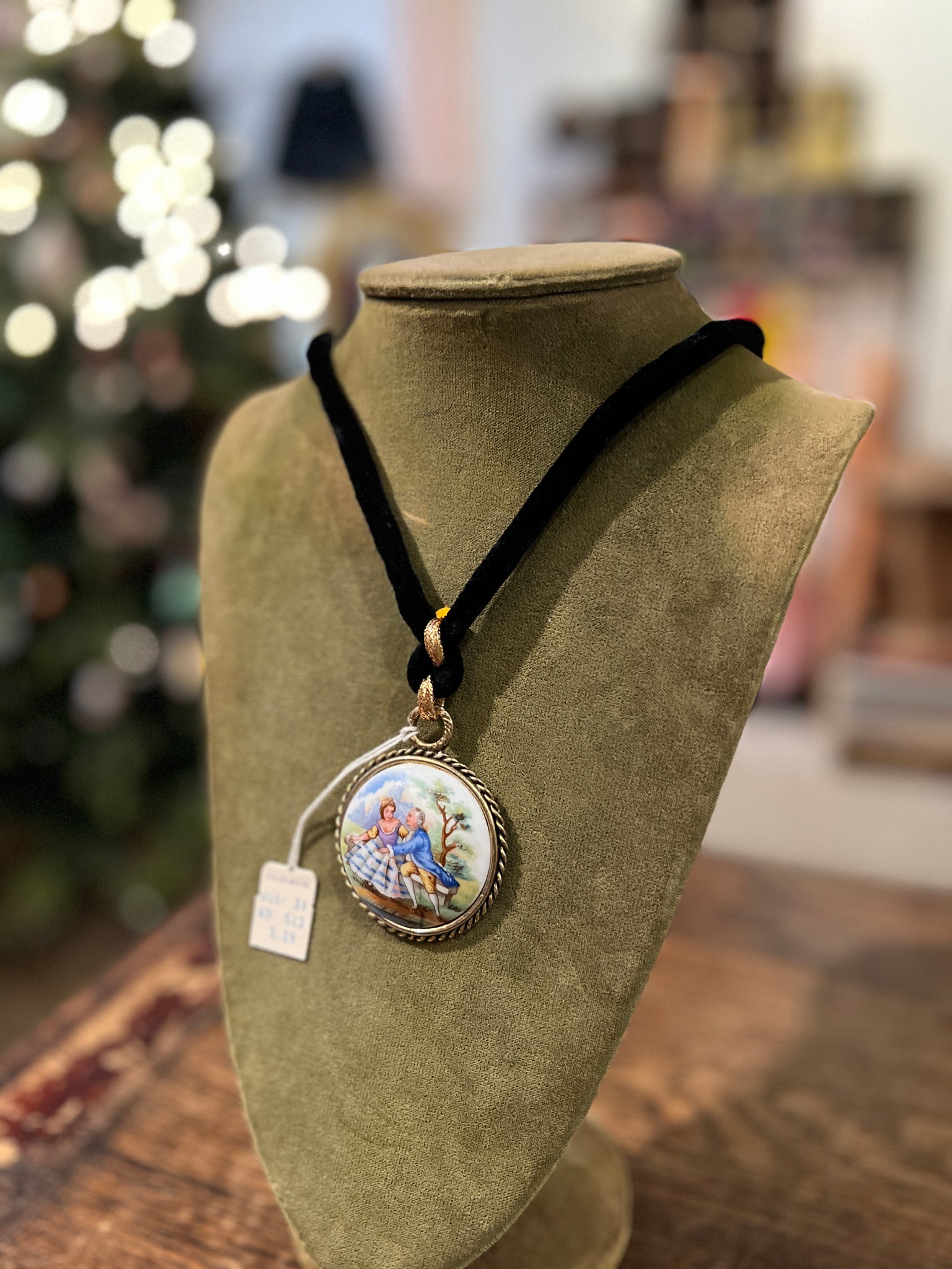 Hand Painted Limoges 3