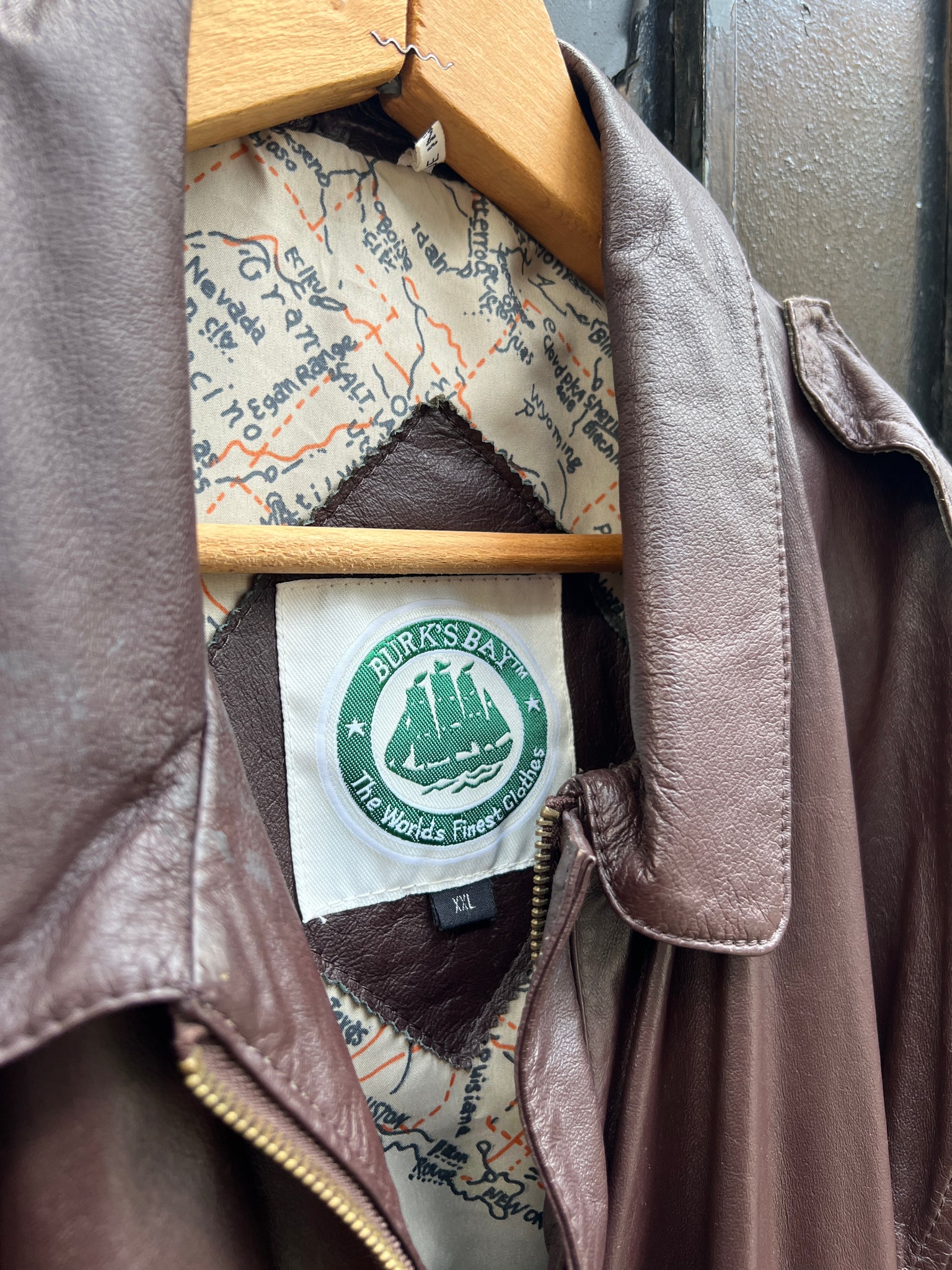 Brown Leather Map [XXL]