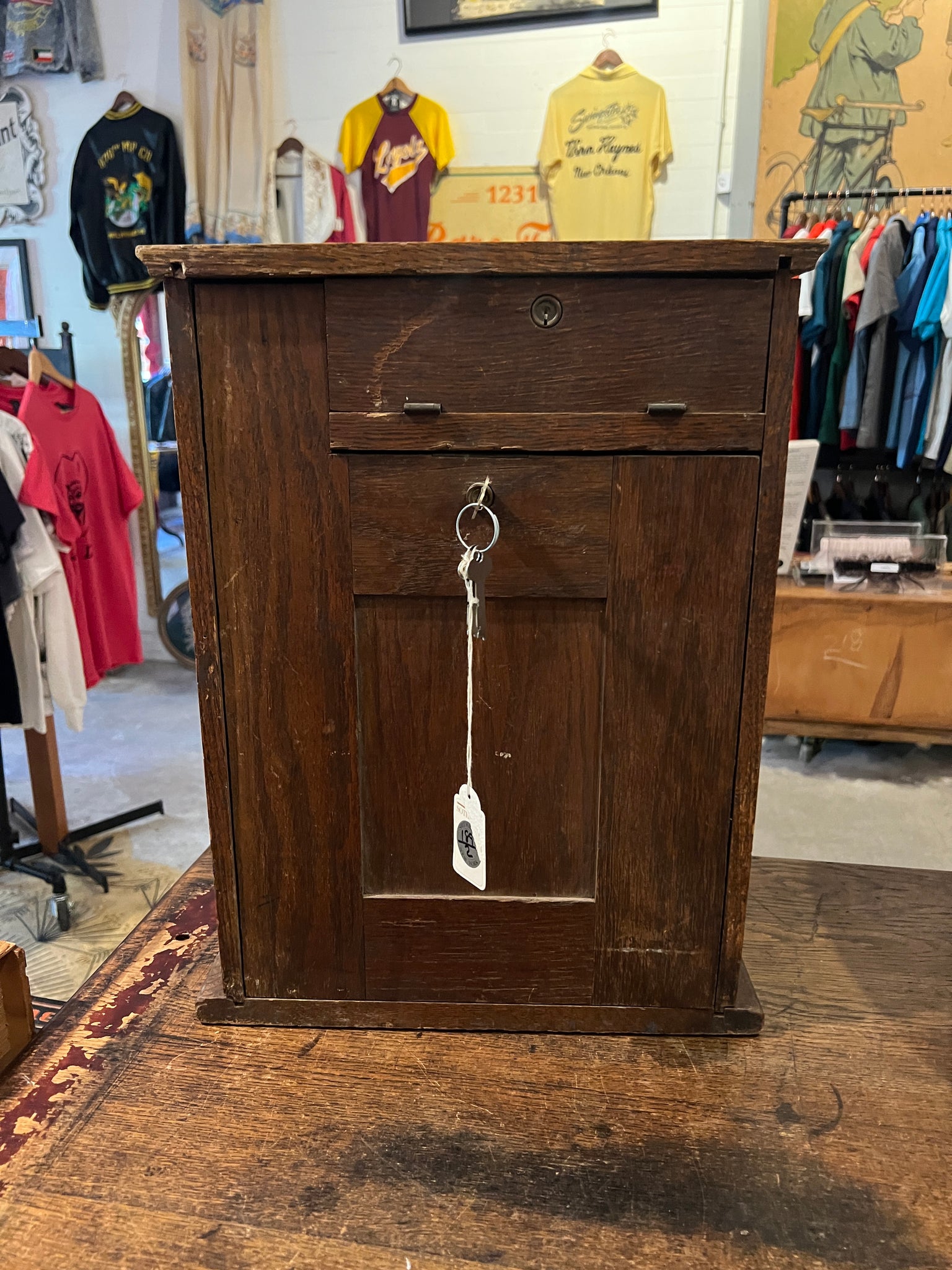 1920s Fortune Gum Machine
