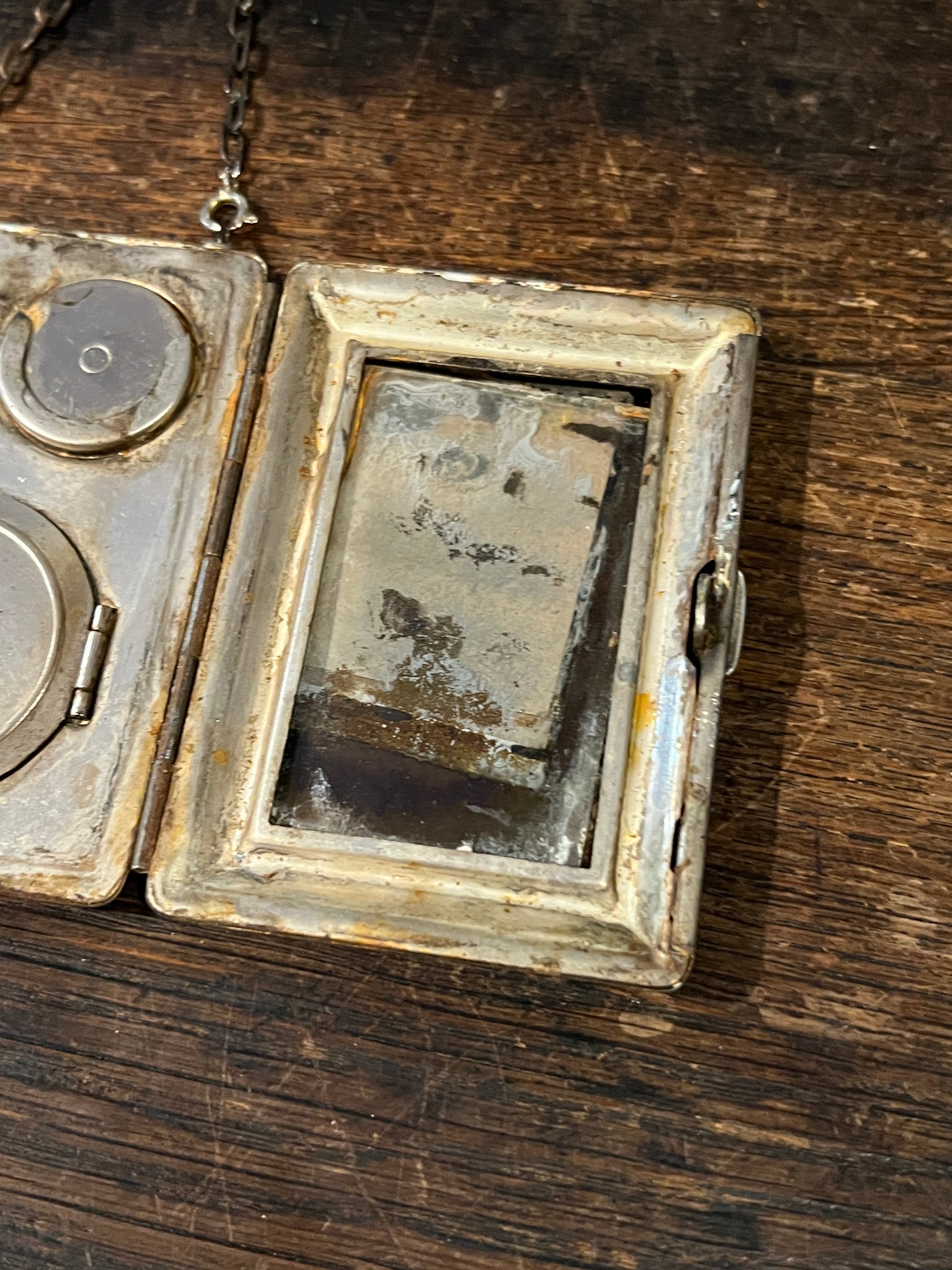 Chatelaine Coin Case
