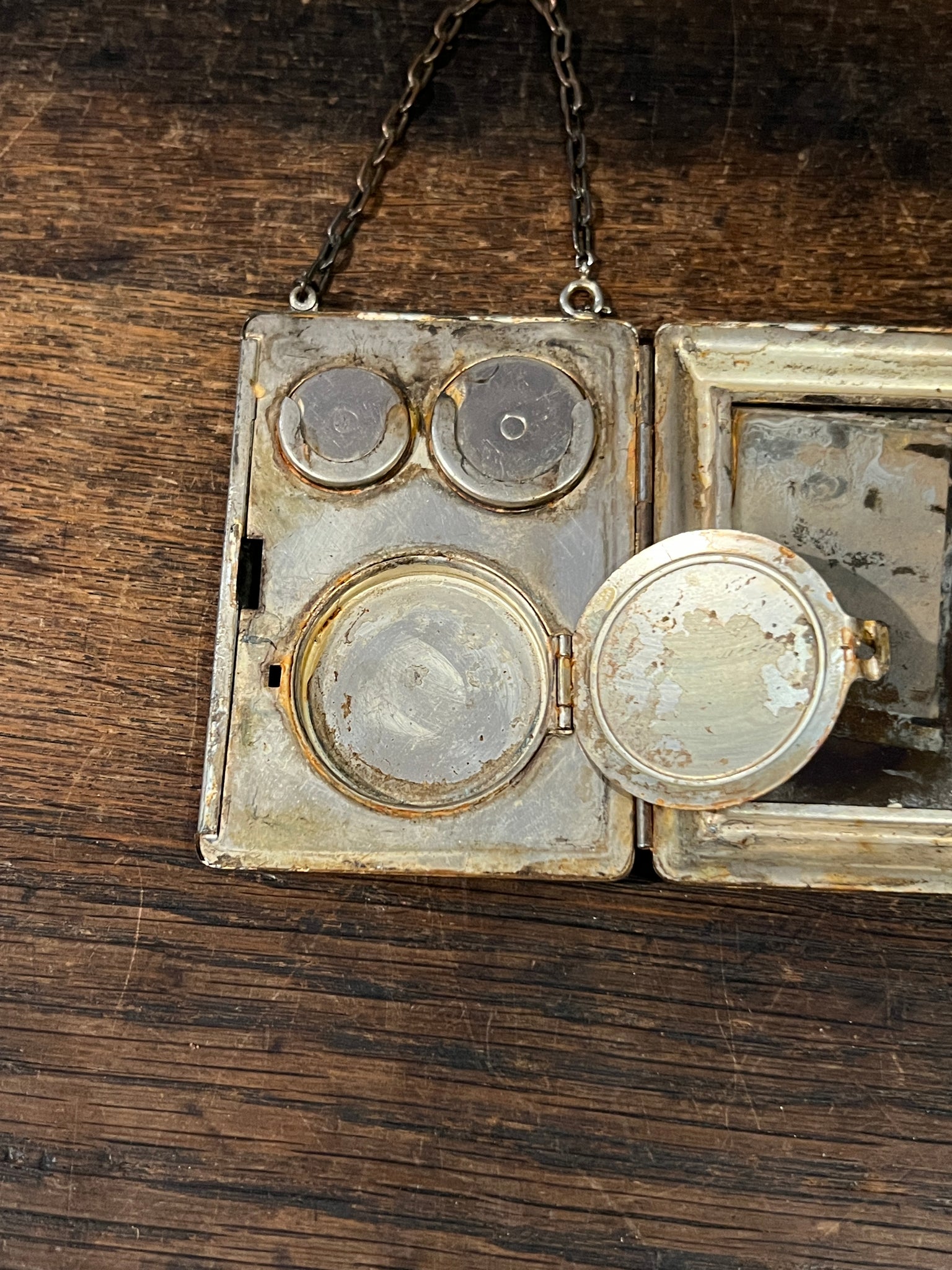 Chatelaine Coin Case